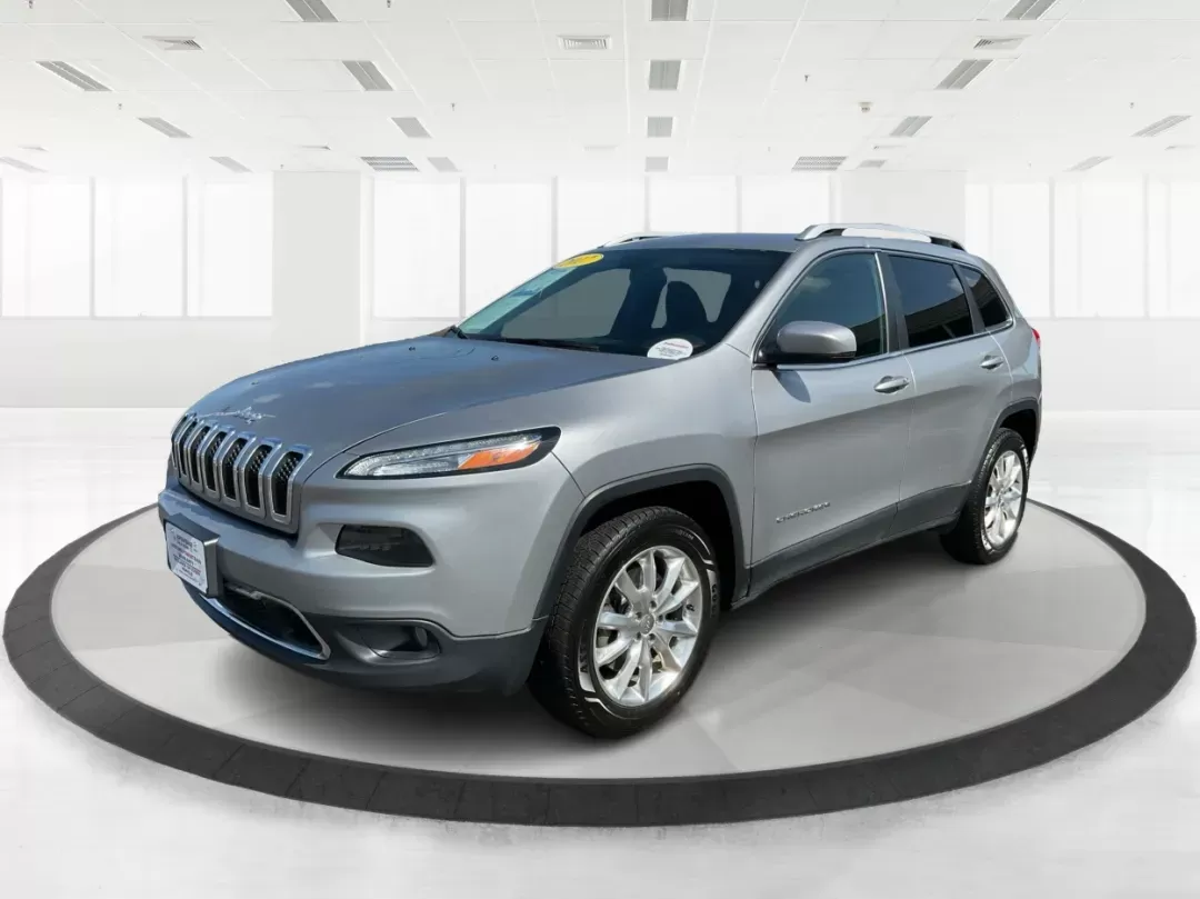 2017 Jeep Cherokee Limited 4x4 (1C4PJMDB5HW) with an Other engine, located at 4508 South Dixie Dr, Moraine, OH, 45439, (937) 908-9800, 39.689976, -84.218452 - Photo#7