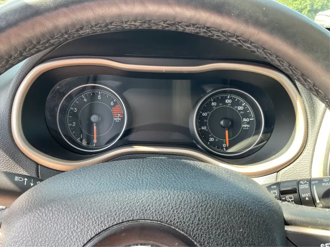 2017 Jeep Cherokee Limited 4x4 (1C4PJMDB5HW) with an Other engine, located at 4508 South Dixie Dr, Moraine, OH, 45439, (937) 908-9800, 39.689976, -84.218452 - Photo#14