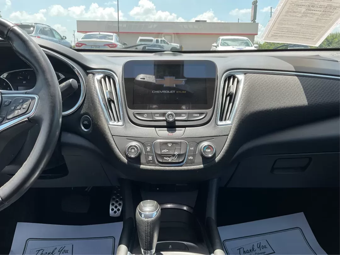 2017 Chevrolet Malibu 1LT (1G1ZE5ST3HF) with an 1.5L I-4 gasoline direct injection engine, located at 1951 S Dayton Lakeview Rd., New Carlisle, OH, 45344, (937) 908-9800, 39.890999, -84.050255 - **Drive Your Dreams: 2017 Chevrolet Malibu 1LT at Advantage Car and Credit!**<br /> <br /> Are you looking for the perfect sedan that blends style, comfort, and practicality? The 2017 Chevrolet Malibu 1LT is designed for those seeking a reliable vehicle for daily commutes, weekend getaways, or famil - Photo#12