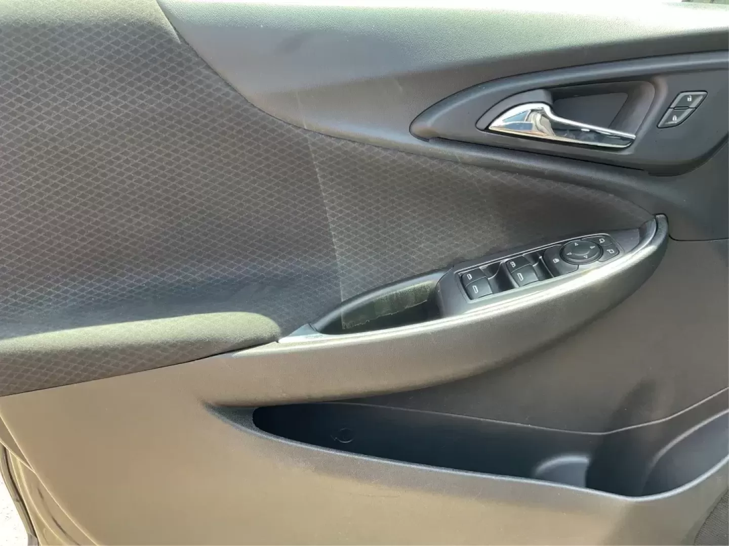 2017 Chevrolet Malibu 1LT (1G1ZE5ST3HF) with an 1.5L I-4 gasoline direct injection engine, located at 1951 S Dayton Lakeview Rd., New Carlisle, OH, 45344, (937) 908-9800, 39.890999, -84.050255 - Photo#18