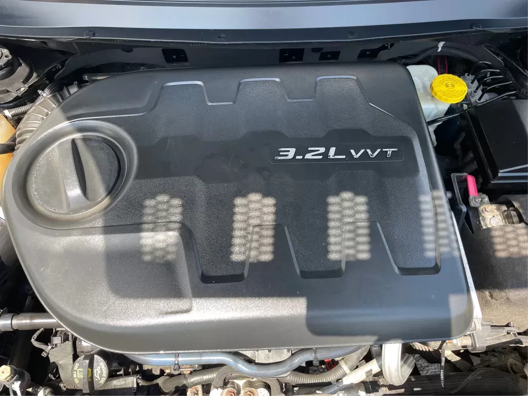 2014 Jeep Cherokee Trailhawk (1C4PJMBS6EW) with an Other engine, located at 1184 Kauffman Ave, Fairborn, OH, 45324, (937) 908-9800, 39.807072, -84.030914 - Photo#10