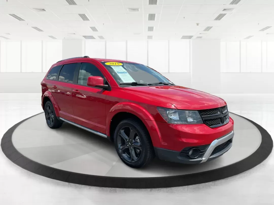 photo of 2019 Dodge Journey Crossroad