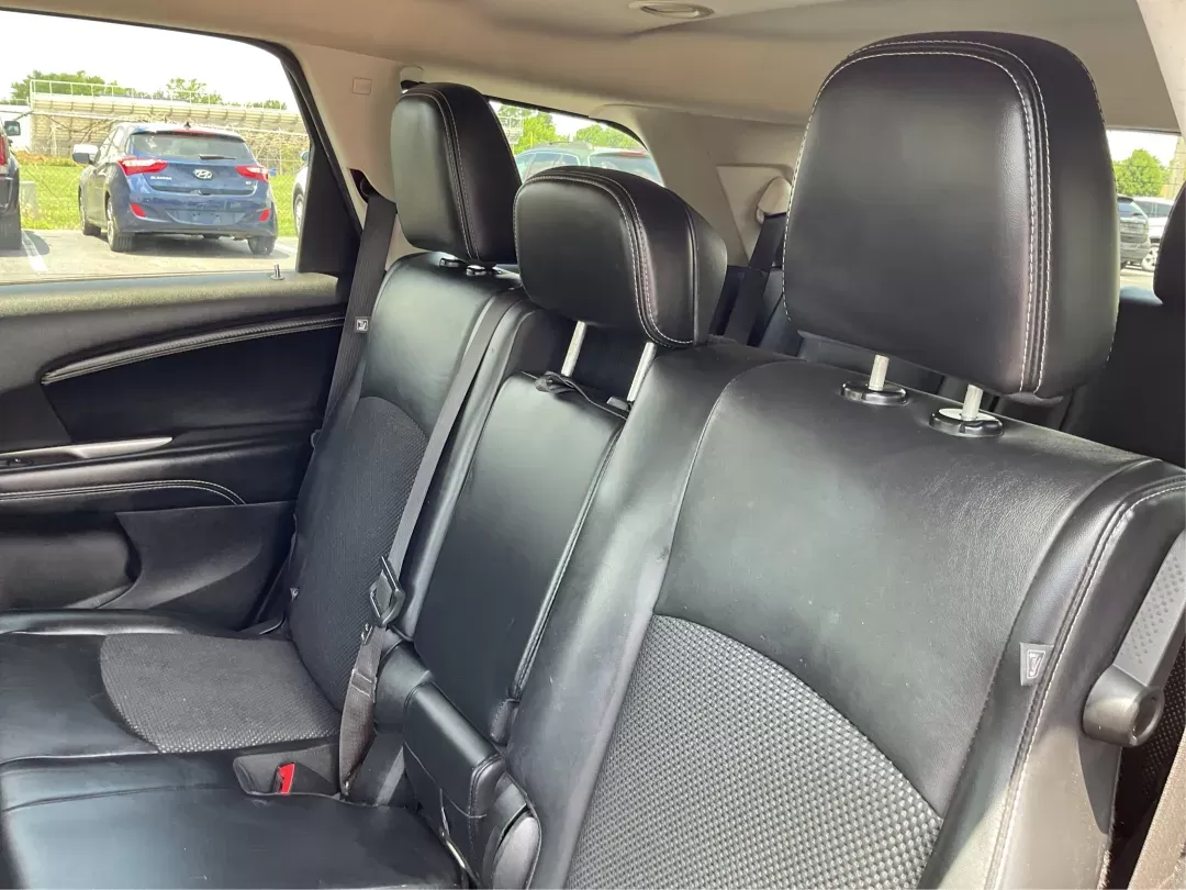 2019 Dodge Journey Crossroad (3C4PDCGB3KT) with an Other engine, located at 880 E. National Road, Vandalia, OH, 45377, (937) 908-9800, 39.891918, -84.183594 - **Explore the Open Road with Confidence: 2019 Dodge Journey Crossroad SUV at Advantage Car and Credit**<br /> <br /> Are you ready to elevate your driving experience and embrace the adventures that life has to offer? The 2019 Dodge Journey Crossroad is the perfect SUV for anyone looking to blend sty - Photo#8