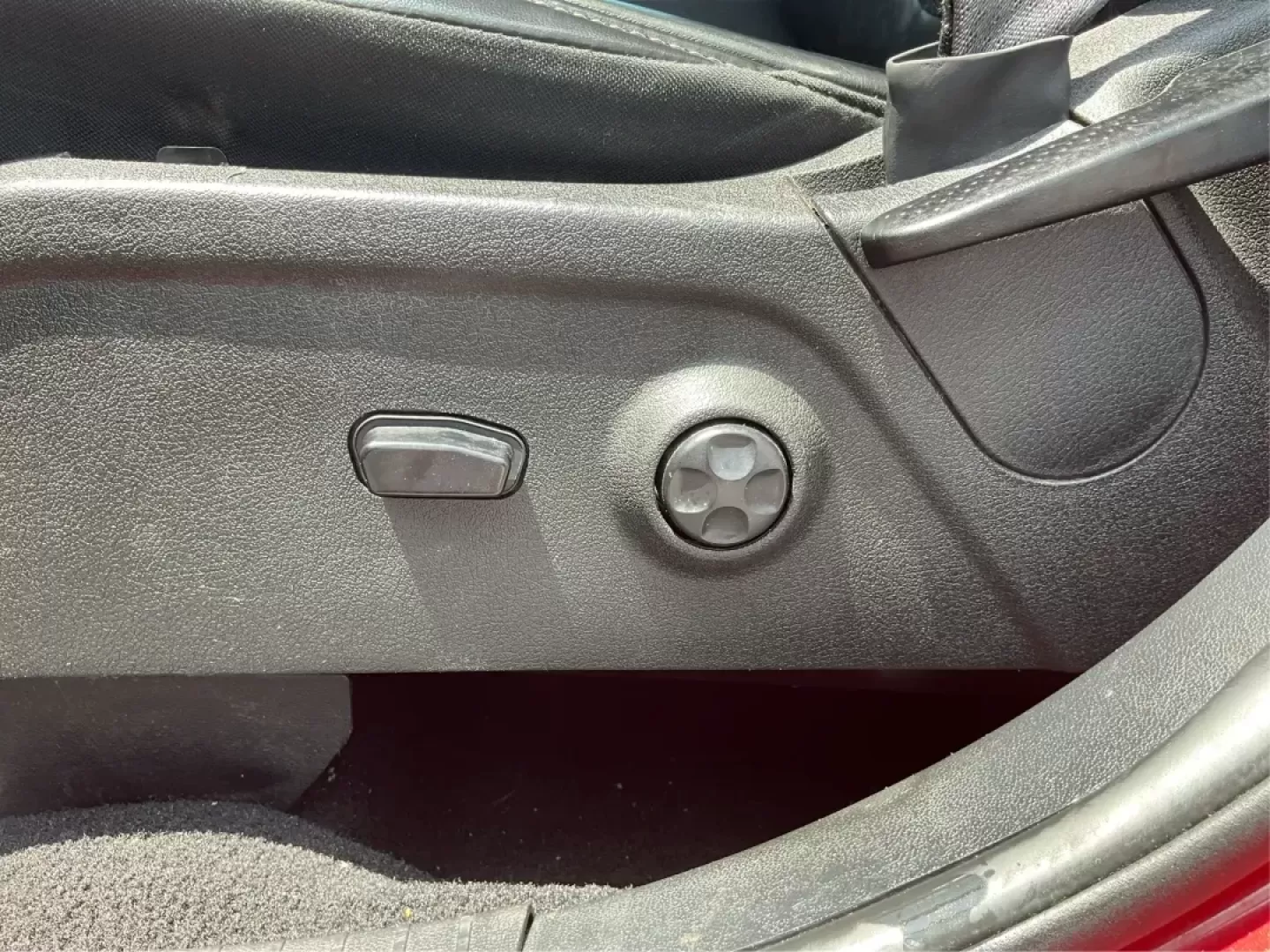 2019 Dodge Journey Crossroad (3C4PDCGB3KT) with an Other engine, located at 880 E. National Road, Vandalia, OH, 45377, (937) 908-9800, 39.891918, -84.183594 - **Explore the Open Road with Confidence: 2019 Dodge Journey Crossroad SUV at Advantage Car and Credit**<br /> <br /> Are you ready to elevate your driving experience and embrace the adventures that life has to offer? The 2019 Dodge Journey Crossroad is the perfect SUV for anyone looking to blend sty - Photo#16