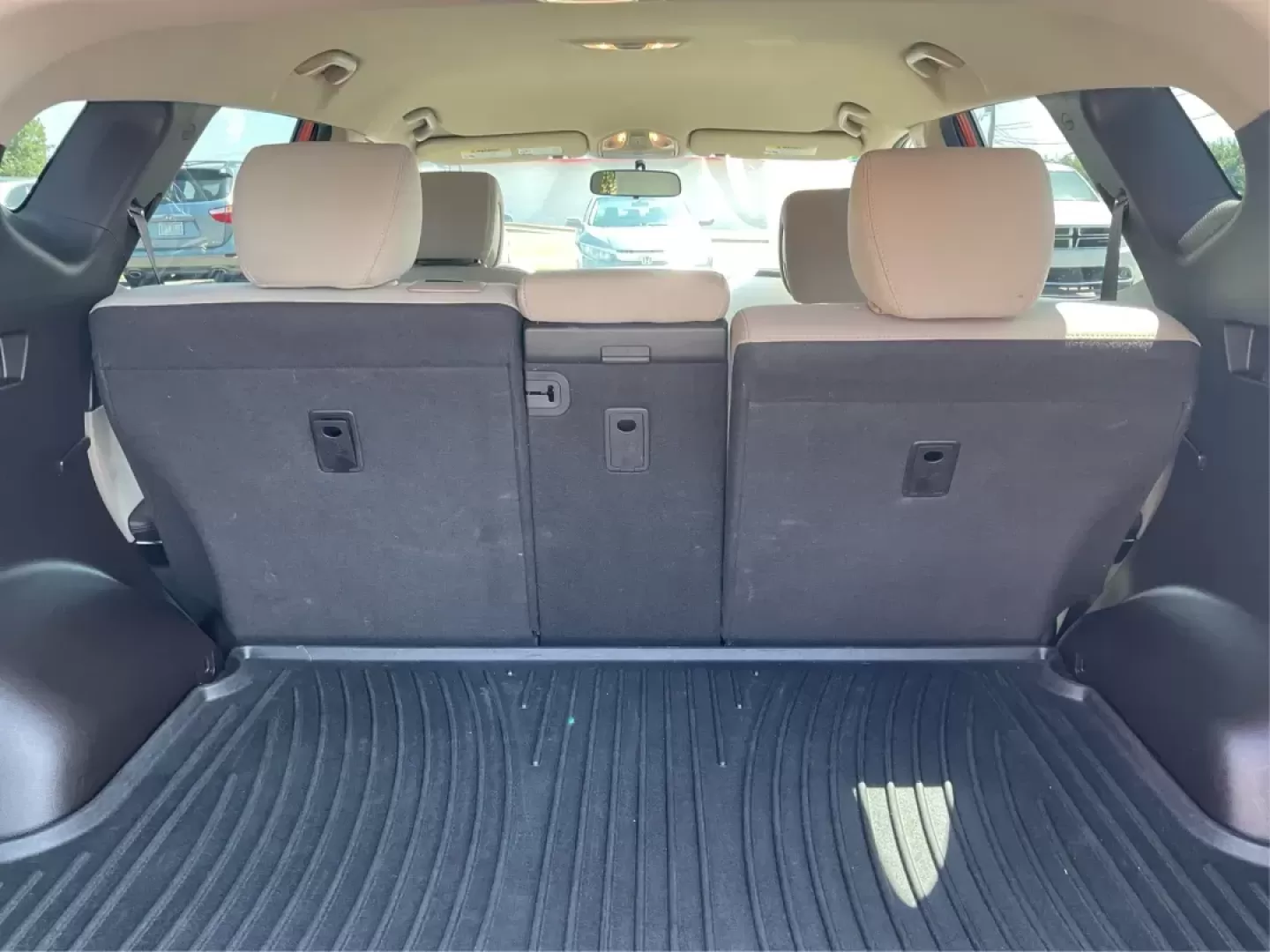 2017 Hyundai Santa Fe Sport 2.4L (5XYZT3LB6HG) with an Theta II 2.4L I-4 gasoline direct injection engine, located at 1184 Kauffman Ave, Fairborn, OH, 45324, (937) 908-9800, 39.807072, -84.030914 - **Experience Adventure and Comfort with the 2017 Hyundai Santa Fe Sport at Advantage Car and Credit!**<br /> <br /> Are you a growing family seeking the perfect blend of space, comfort, and reliability for your daily travels? Look no further than the 2017 Hyundai Santa Fe Sport, available now at Adv - Photo#11