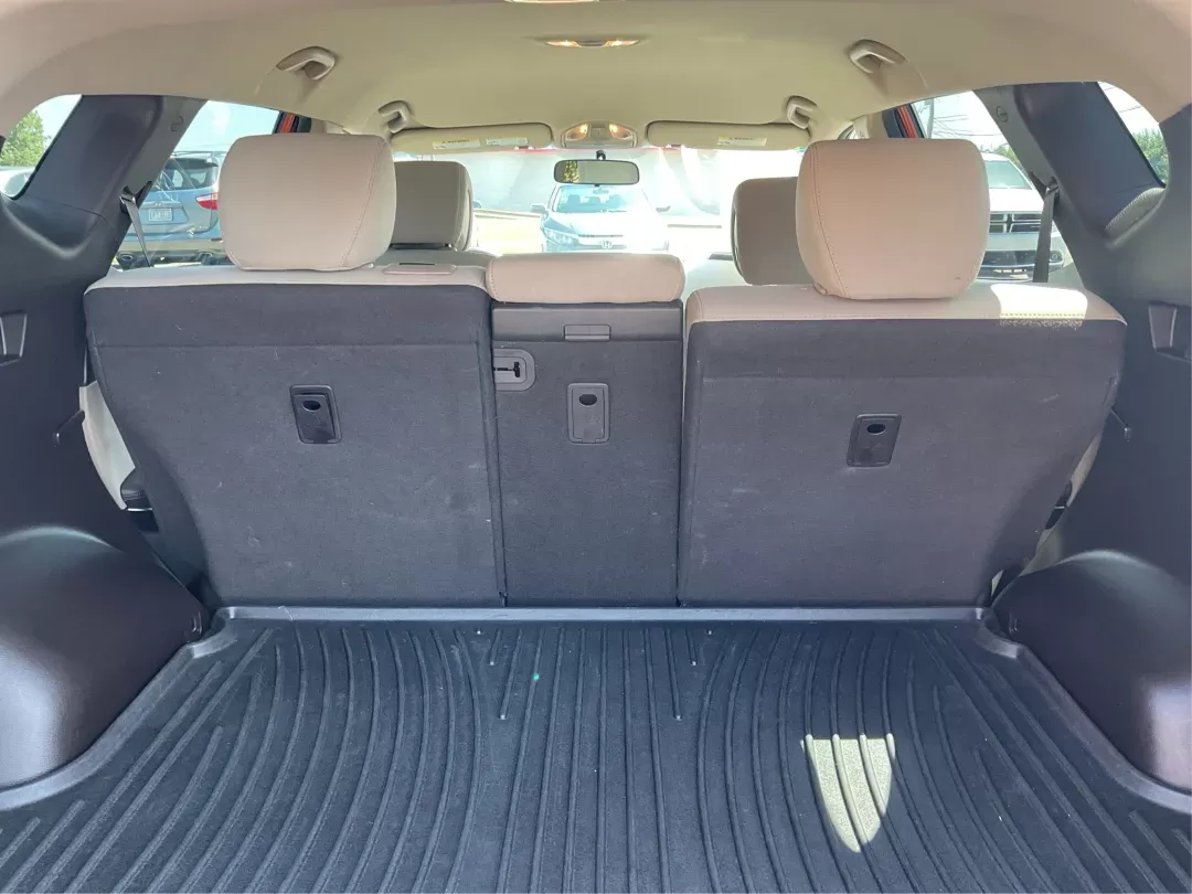 2017 Hyundai Santa Fe Sport 2.4L (5XYZT3LB6HG) with an Theta II 2.4L I-4 gasoline direct injection engine, located at 1184 Kauffman Ave, Fairborn, OH, 45324, (937) 908-9800, 39.807072, -84.030914 - **Experience Adventure and Comfort with the 2017 Hyundai Santa Fe Sport at Advantage Car and Credit!**<br /> <br /> Are you a growing family seeking the perfect blend of space, comfort, and reliability for your daily travels? Look no further than the 2017 Hyundai Santa Fe Sport, available now at Adv - Photo#11