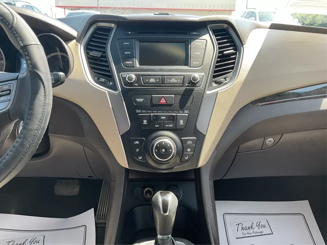 2017 Hyundai Santa Fe Sport 2.4L (5XYZT3LB6HG) with an Theta II 2.4L I-4 gasoline direct injection engine, located at 1184 Kauffman Ave, Fairborn, OH, 45324, (937) 908-9800, 39.807072, -84.030914 - **Experience Adventure and Comfort with the 2017 Hyundai Santa Fe Sport at Advantage Car and Credit!**<br /> <br /> Are you a growing family seeking the perfect blend of space, comfort, and reliability for your daily travels? Look no further than the 2017 Hyundai Santa Fe Sport, available now at Adv - Photo#12