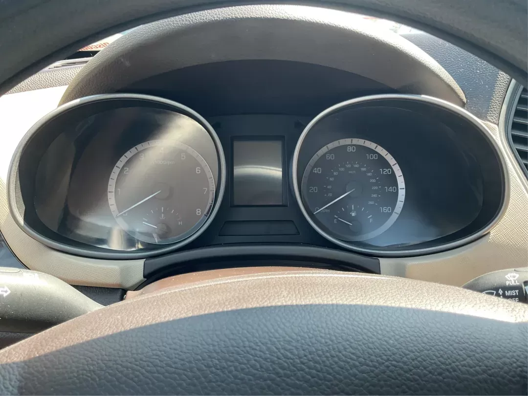 2017 Hyundai Santa Fe Sport 2.4L (5XYZT3LB6HG) with an Theta II 2.4L I-4 gasoline direct injection engine, located at 1184 Kauffman Ave, Fairborn, OH, 45324, (937) 908-9800, 39.807072, -84.030914 - **Experience Adventure and Comfort with the 2017 Hyundai Santa Fe Sport at Advantage Car and Credit!**<br /> <br /> Are you a growing family seeking the perfect blend of space, comfort, and reliability for your daily travels? Look no further than the 2017 Hyundai Santa Fe Sport, available now at Adv - Photo#14