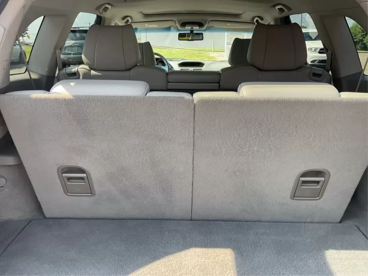 2011 Acura MDX SH-AWD (2HNYD2H25BH) with an Other engine, located at 1951 S Dayton Lakeview Rd., New Carlisle, OH, 45344, (937) 908-9800, 39.890999, -84.050255 - **Experience Unmatched Versatility with the 2011 Acura MDX Perfect for Family Adventures in Fairborn, OH!**<br /> <br /> Are you ready to elevate your family adventures or tackle your daily commute with confidence? The 2011 Acura MDX, now available at **Advantage Car and Credit**, offers an unparal - Photo#11