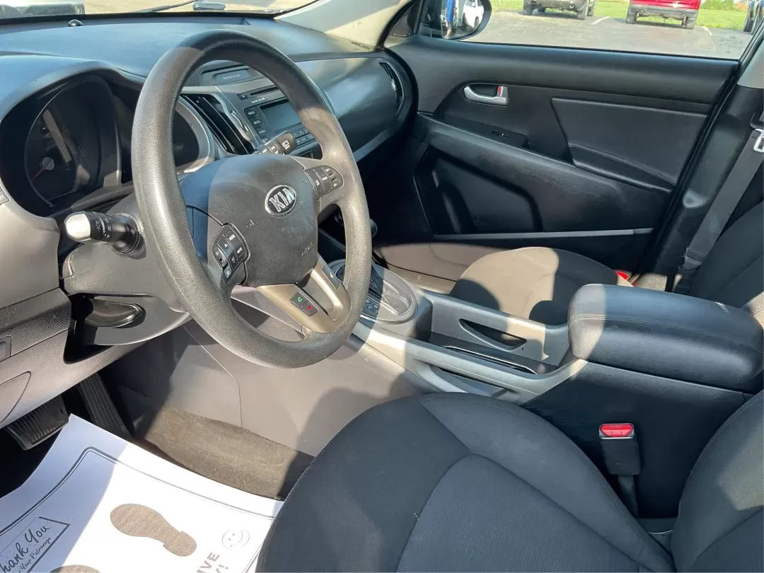 2016 Kia Sportage LX (KNDPB3AC1G7) with an Theta II 2.4L I-4 gasoline direct injection engine, located at 1951 S Dayton Lakeview Rd., New Carlisle, OH, 45344, (937) 908-9800, 39.890999, -84.050255 - Photo#8