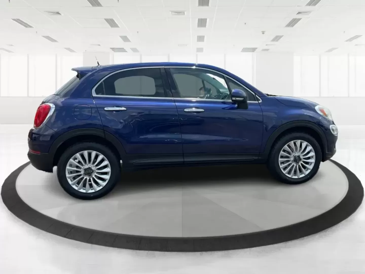2016 FIAT 500X Lounge (ZFBCFYDT9GP) with an MultiAir 2.4L I-4 variable valve control engine, located at 8750 N County Rd 25A, Piqua, OH, 45356, (937) 908-9800, 40.164391, -84.232513 - Photo#1