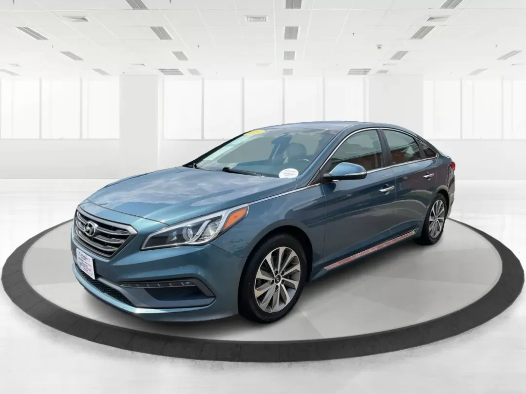 2015 Hyundai Sonata Sport (5NPE34AF2FH) with an 2.4L I-4 gasoline direct injection engine, located at 401 Woodman Dr, Riverside, OH, 45431, (937) 908-9800, 39.760899, -84.123421 - Photo#7