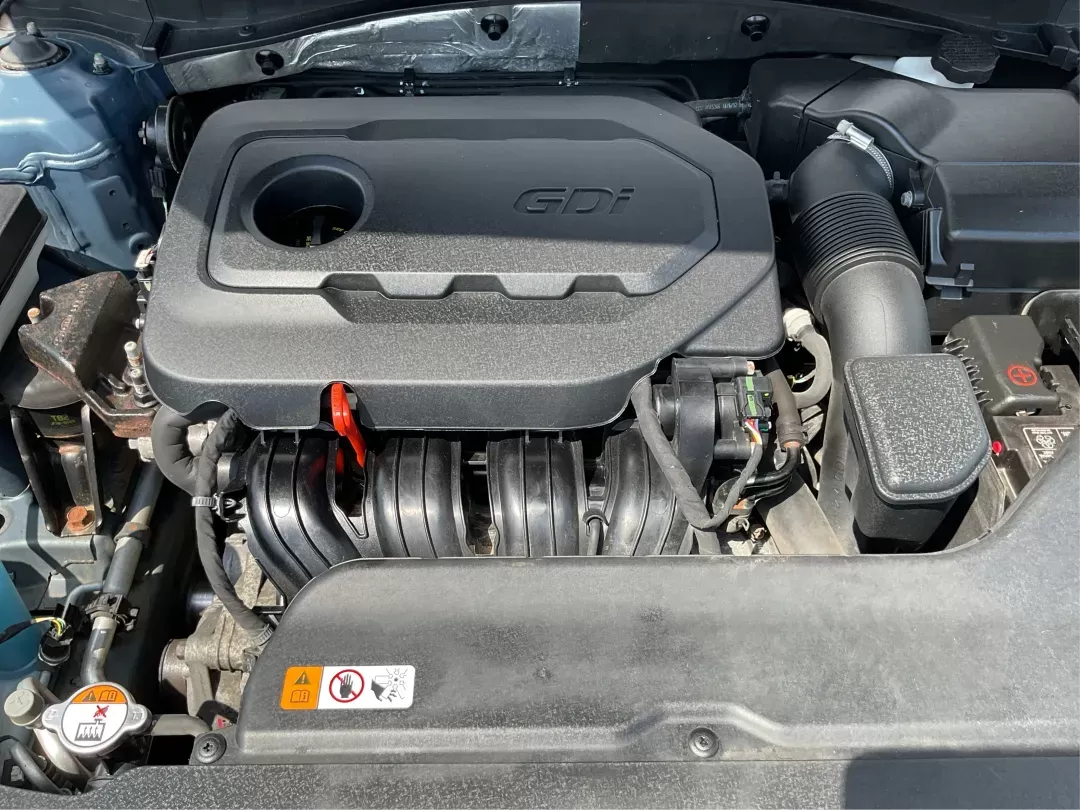 2015 Hyundai Sonata Sport (5NPE34AF2FH) with an 2.4L I-4 gasoline direct injection engine, located at 401 Woodman Dr, Riverside, OH, 45431, (937) 908-9800, 39.760899, -84.123421 - Photo#10