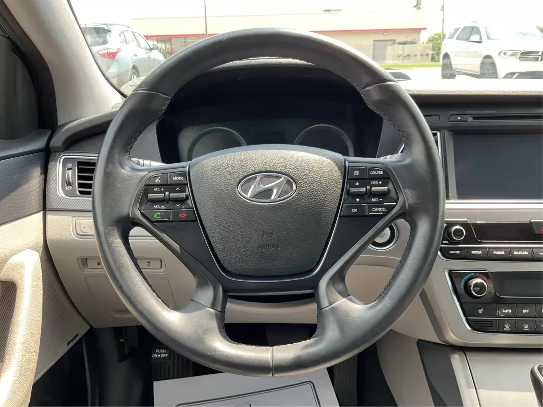 2015 Hyundai Sonata Sport (5NPE34AF2FH) with an 2.4L I-4 gasoline direct injection engine, located at 401 Woodman Dr, Riverside, OH, 45431, (937) 908-9800, 39.760899, -84.123421 - Photo#15