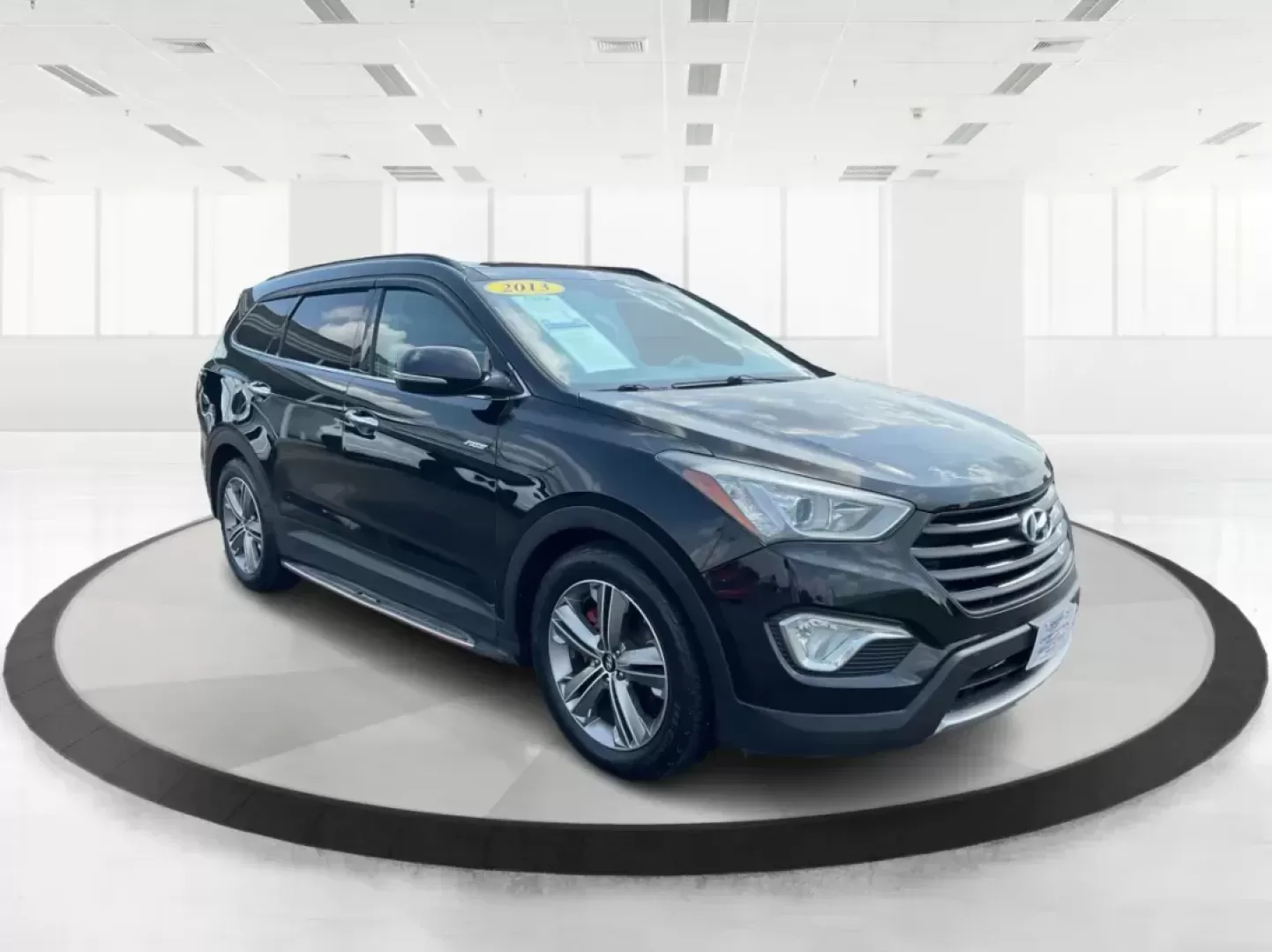 2013 Hyundai Santa Fe Limited (KM8SRDHF5DU) with an Lambda II 3.3L V-6 gasoline direct injection engine, located at 1099 N County Rd 25A, Troy, OH, 45373, (937) 908-9800, 40.057079, -84.212883 - Photo#0