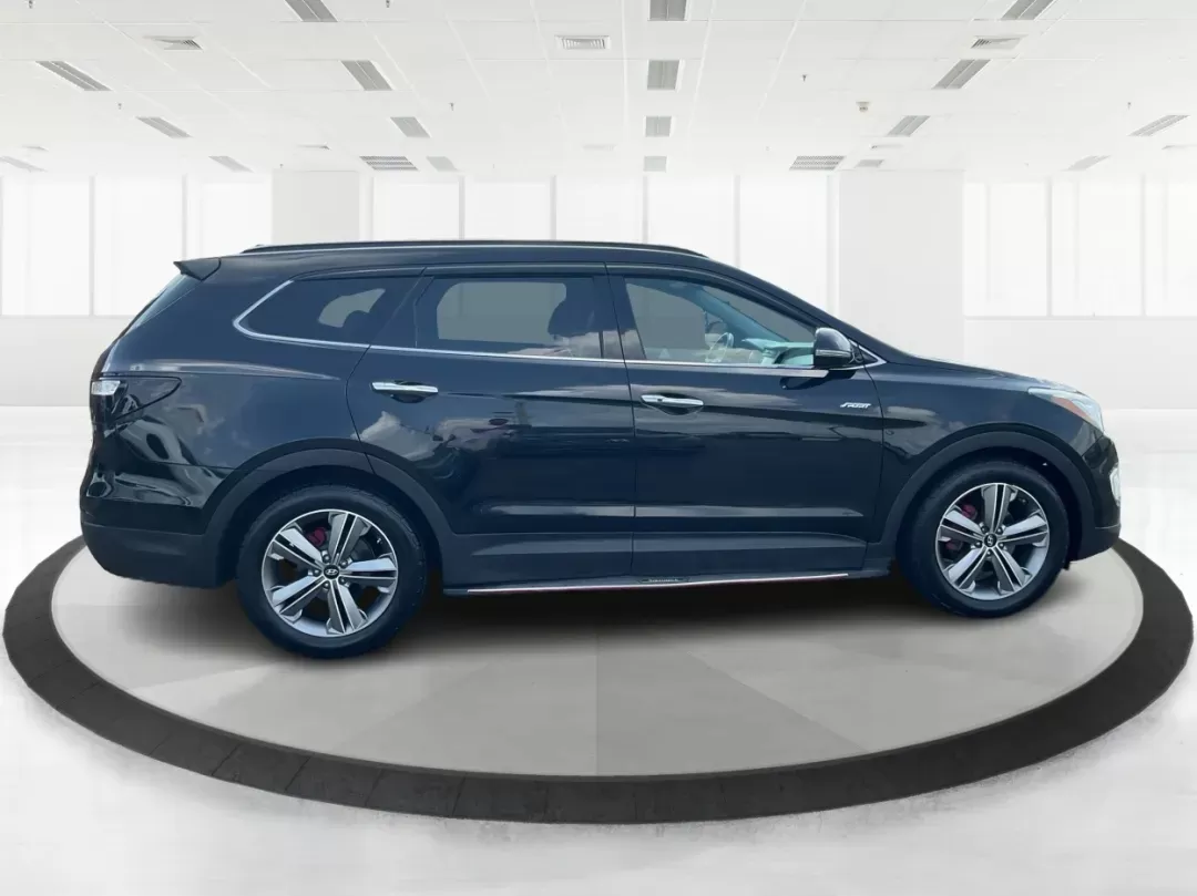 2013 Hyundai Santa Fe Limited (KM8SRDHF5DU) with an Lambda II 3.3L V-6 gasoline direct injection engine, located at 1099 N County Rd 25A , Troy, OH, 45373, (937) 908-9800, 40.057079, -84.212883 - **Experience Every Journey with Style and Comfort: 2013 Hyundai Santa Fe Limited at Advantage Car and Credit!**<br /> <br /> Are you looking for a vehicle that seamlessly blends comfort, capability, and style for your family adventures or daily commutes? Look no further! The 2013 Hyundai Santa Fe Li - Photo#1