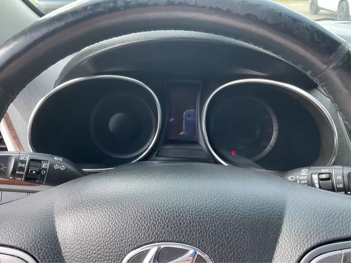 2013 Hyundai Santa Fe Limited (KM8SRDHF5DU) with an Lambda II 3.3L V-6 gasoline direct injection engine, located at 1099 N County Rd 25A, Troy, OH, 45373, (937) 908-9800, 40.057079, -84.212883 - Photo#14