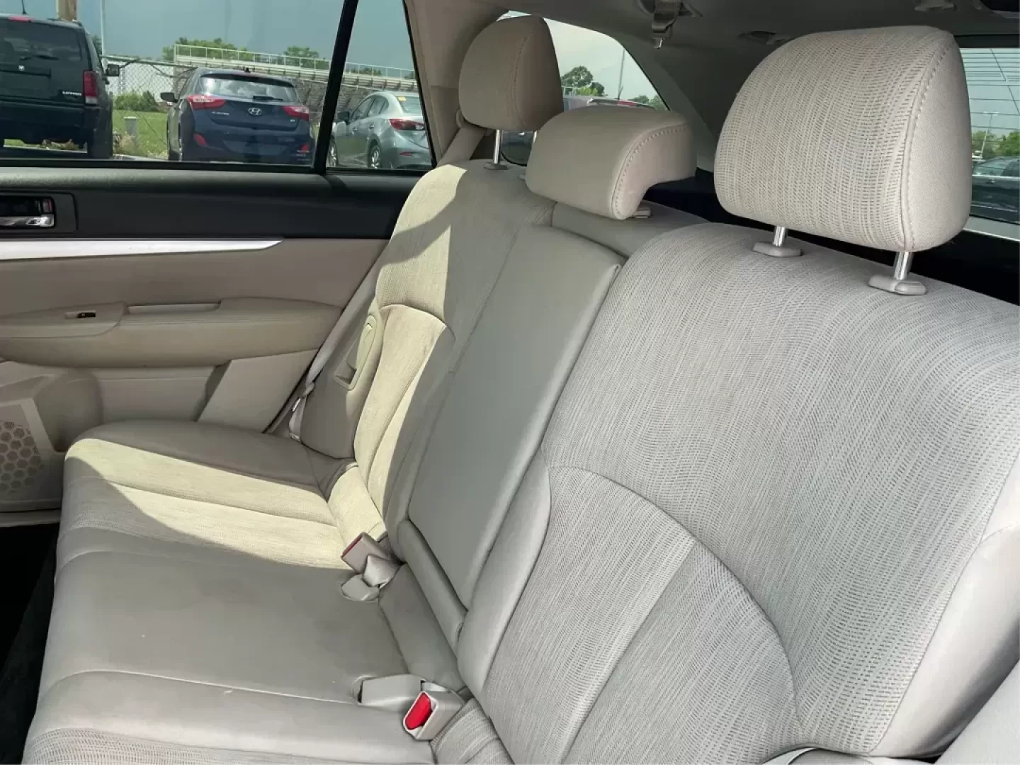 2013 Subaru Outback 2.5i Premium (4S4BRBCC7D3) with an 2.5L H-4 DOHC engine, located at 1184 Kauffman Ave, Fairborn, OH, 45324, (937) 908-9800, 39.807072, -84.030914 - ### Adventure Awaits with This 2013 Subaru Outback at Advantage Car and Credit!<br /> <br /> Are you looking for the perfect vehicle to take your family on weekend getaways or to navigate the bustling streets of Fairborn, OH? Look no further than this **2013 Subaru Outback 2.5i Premium**! This versa - Photo#9