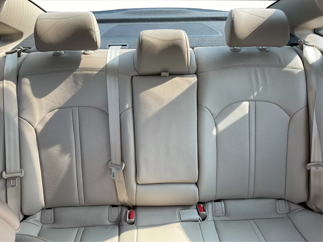 2017 Hyundai Sonata Limited (5NPE34AF4HH) with an 2.4L I-4 gasoline direct injection engine, located at 1099 N County Rd 25A , Troy, OH, 45373, (937) 908-9800, 40.057079, -84.212883 - ### Discover Your Ideal Sedan for Every Adventure: 2017 Hyundai Sonata Limited at Advantage Car and Credit<br /> <br /> Are you in search of a reliable vehicle that seamlessly fits into your busy lifestyle? Whether you're commuting to work, running errands, or planning a weekend getaway, the **2017 - Photo#13