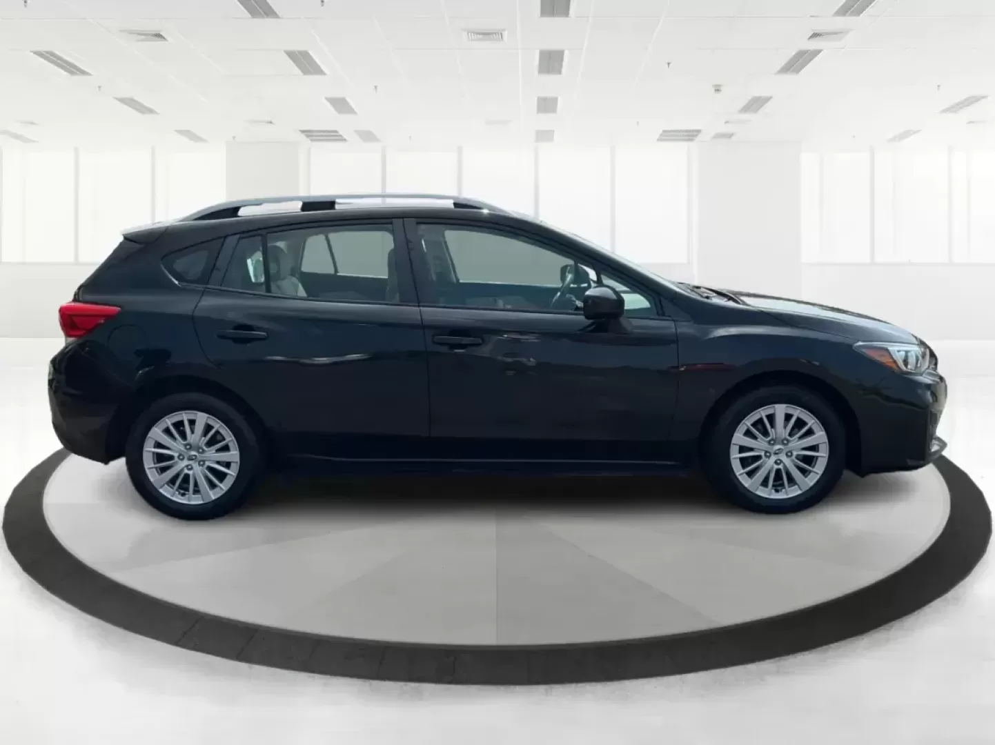 2017 Subaru Impreza 2.0i Premium (4S3GTAB63H3) with an 2L H-4 gasoline direct injection engine, located at 1951 S Dayton Lakeview Rd., New Carlisle, OH, 45344, (937) 908-9800, 39.890999, -84.050255 - **Discover Your Next Adventure with the 2017 Subaru Impreza Hatchback at Advantage Car and Credit!**<br /> <br /> Are you ready to elevate your daily drive? Whether you're commuting to work, running errands around Fairborn, or planning a weekend getaway, the 2017 Subaru Impreza 2.0i Premium is here - Photo#1