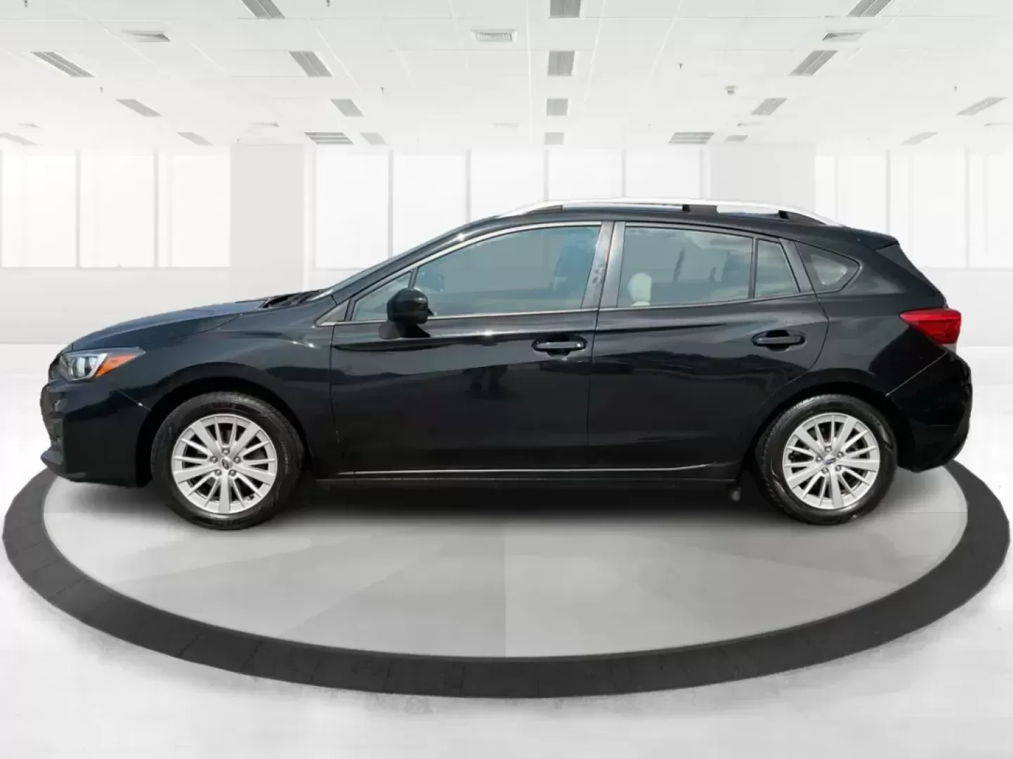2017 Subaru Impreza 2.0i Premium (4S3GTAB63H3) with an 2L H-4 gasoline direct injection engine, located at 1951 S Dayton Lakeview Rd., New Carlisle, OH, 45344, (937) 908-9800, 39.890999, -84.050255 - **Discover Your Next Adventure with the 2017 Subaru Impreza Hatchback at Advantage Car and Credit!**<br /> <br /> Are you ready to elevate your daily drive? Whether you're commuting to work, running errands around Fairborn, or planning a weekend getaway, the 2017 Subaru Impreza 2.0i Premium is here - Photo#5