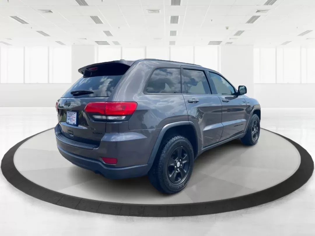 2016 Jeep Grand Cherokee Laredo (1C4RJFAG8GC) with an Pentastar 3.6L V-6 DOHC engine, located at 1184 Kauffman Ave, Fairborn, OH, 45324, (937) 908-9800, 39.807072, -84.030914 - ### Experience Unmatched Comfort and Adventure with the 2016 Jeep Grand Cherokee Laredo<br /> <br /> Are you a weekend adventurer or a growing family seeking the perfect blend of style, comfort, and capability? Look no further than the 2016 Jeep Grand Cherokee Laredo, an SUV that perfectly suits you - Photo#2