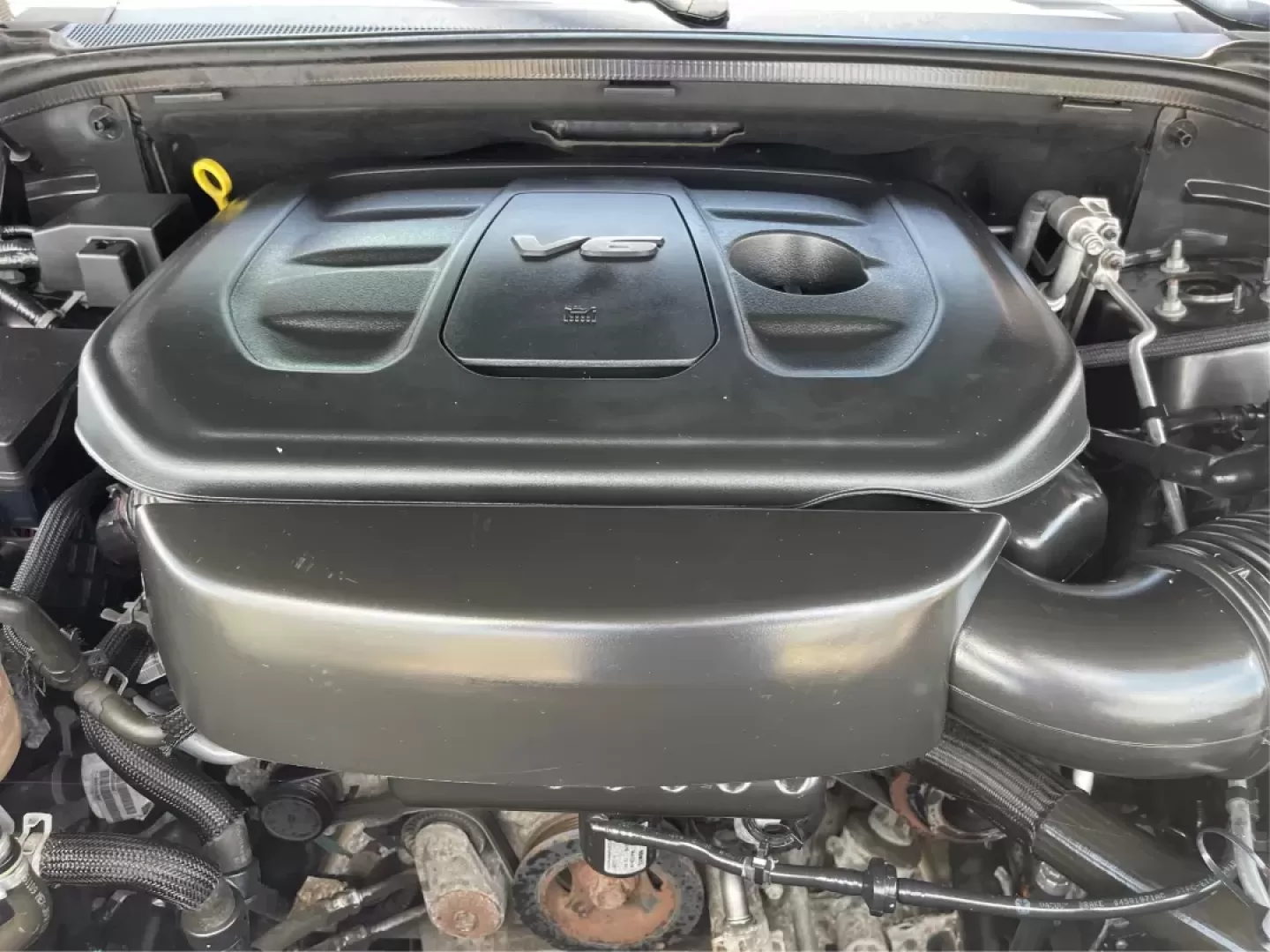 2016 Jeep Grand Cherokee Laredo (1C4RJFAG8GC) with an Pentastar 3.6L V-6 DOHC engine, located at 880 E. National Road, Vandalia, OH, 45377, (937) 908-9800, 39.891918, -84.183594 - ### Experience Unmatched Comfort and Adventure with the 2016 Jeep Grand Cherokee Laredo<br /> <br /> Are you a weekend adventurer or a growing family seeking the perfect blend of style, comfort, and capability? Look no further than the 2016 Jeep Grand Cherokee Laredo, an SUV that perfectly suits you - Photo#10