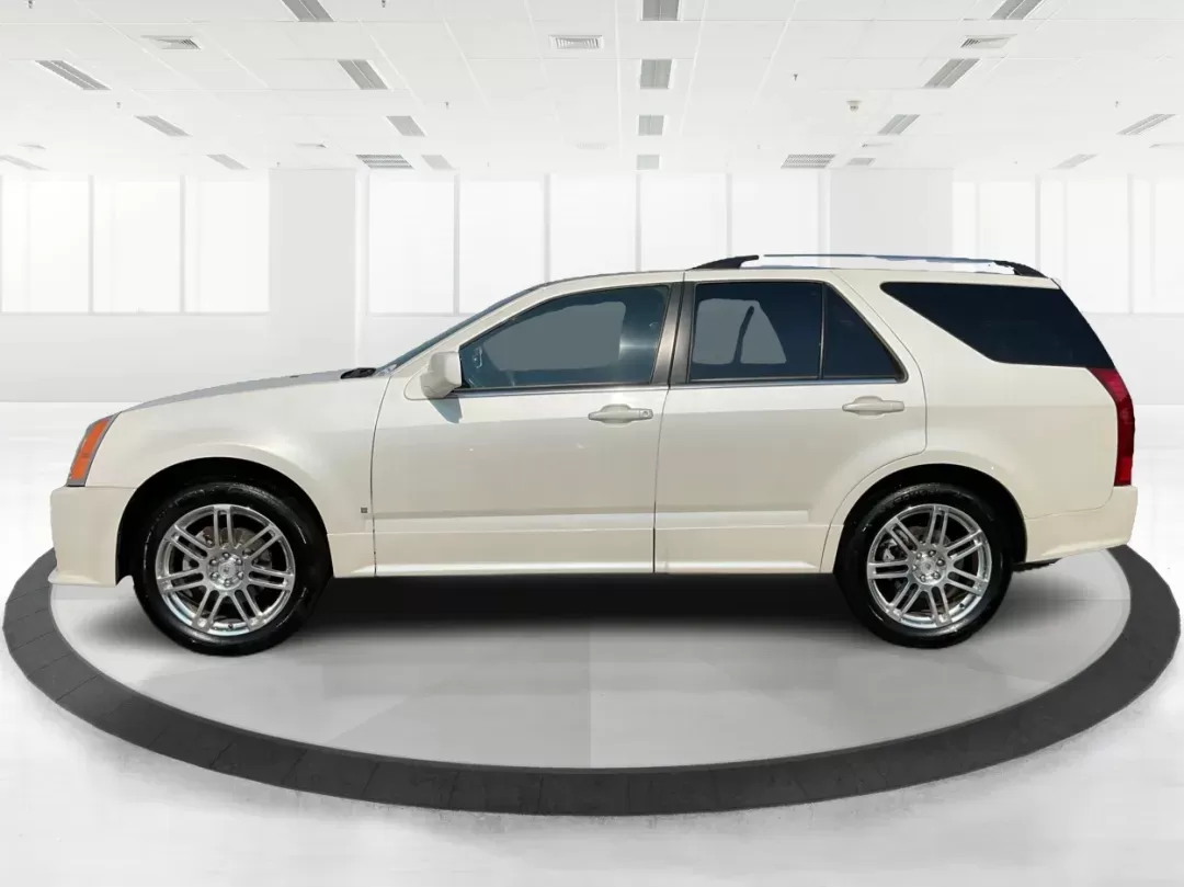 2008 Cadillac SRX V6 (1GYEE437480) with an 3.6L V-6 DOHC engine, located at 880 E. National Road, Vandalia, OH, 45377, (937) 908-9800, 39.891918, -84.183594 - Photo#5
