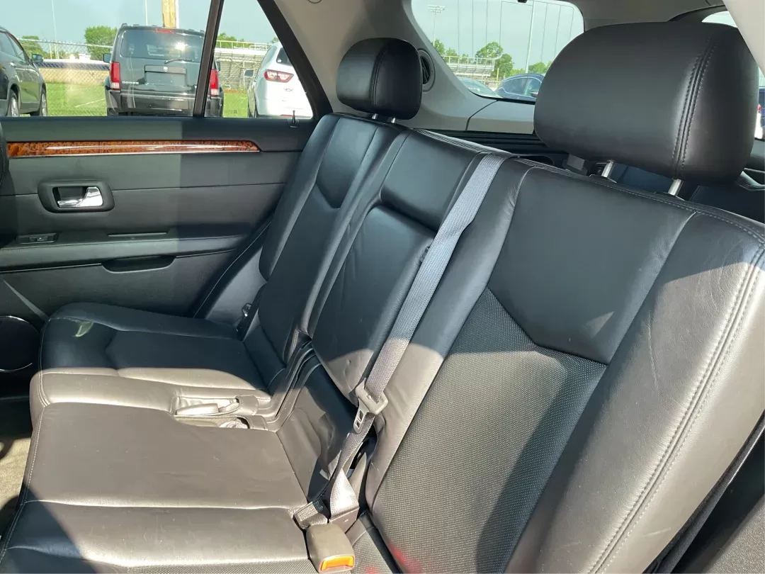 2008 Cadillac SRX V6 (1GYEE437480) with an 3.6L V-6 DOHC engine, located at 880 E. National Road, Vandalia, OH, 45377, (937) 908-9800, 39.891918, -84.183594 - Photo#9