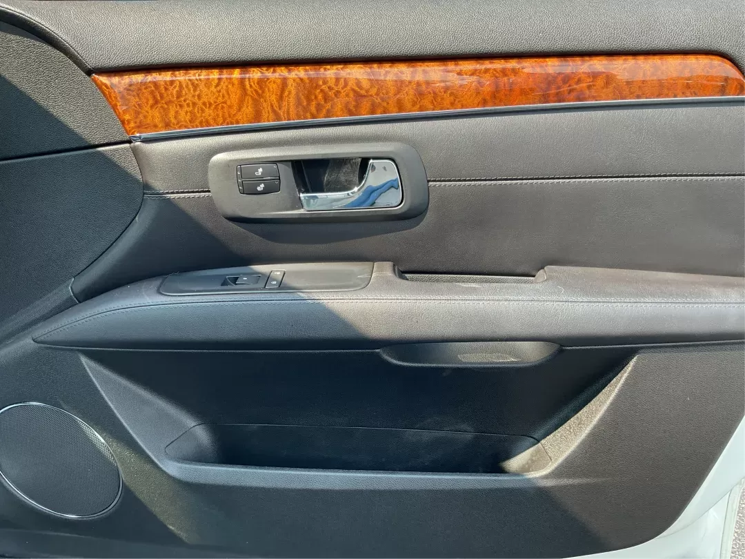 2008 Cadillac SRX V6 (1GYEE437480) with an 3.6L V-6 DOHC engine, located at 880 E. National Road, Vandalia, OH, 45377, (937) 908-9800, 39.891918, -84.183594 - Photo#18