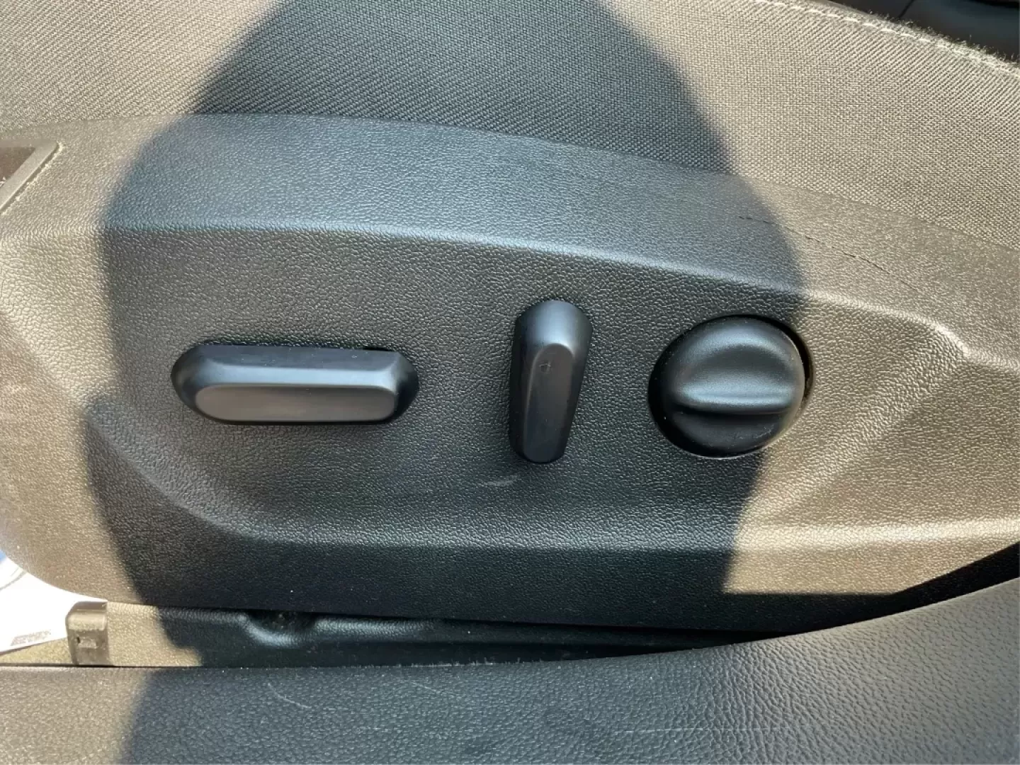 2017 Buick Regal Turbo GS (2G4GU5GX8H9) with an 2L I-4 gasoline direct injection engine, located at 8750 N County Rd 25A, Piqua, OH, 45356, (937) 908-9800, 40.164391, -84.232513 - Photo#17