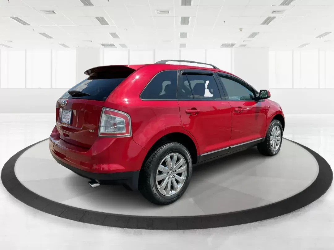 2010 Ford Edge SEL (2FMDK3JC3AB) with an Duratec 3.5L V-6 DOHC engine, located at 1230 East Main St, Xenia, OH, 45385, (937) 908-9800, 39.688026, -83.910172 - Photo#2