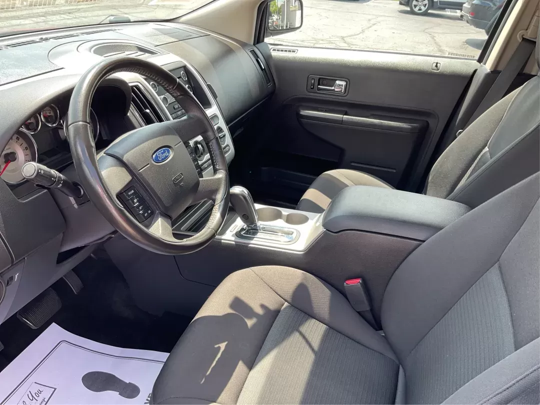 2010 Ford Edge SEL (2FMDK3JC3AB) with an Duratec 3.5L V-6 DOHC engine, located at 1230 East Main St, Xenia, OH, 45385, (937) 908-9800, 39.688026, -83.910172 - Photo#8
