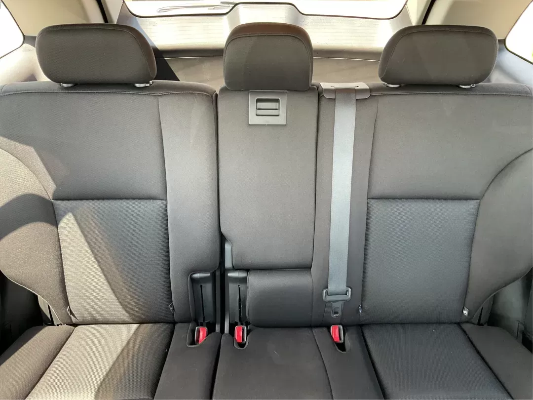 2010 Ford Edge SEL (2FMDK3JC3AB) with an Duratec 3.5L V-6 DOHC engine, located at 1230 East Main St, Xenia, OH, 45385, (937) 908-9800, 39.688026, -83.910172 - Photo#13
