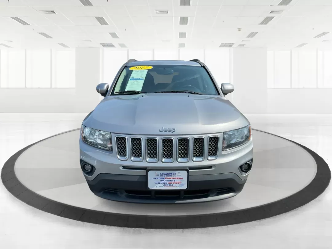 2017 Jeep Compass Latitude FWD (1C4NJCEA3HD) with an Other engine, located at 1230 East Main St, Xenia, OH, 45385, (937) 908-9800, 39.688026, -83.910172 - Photo#6