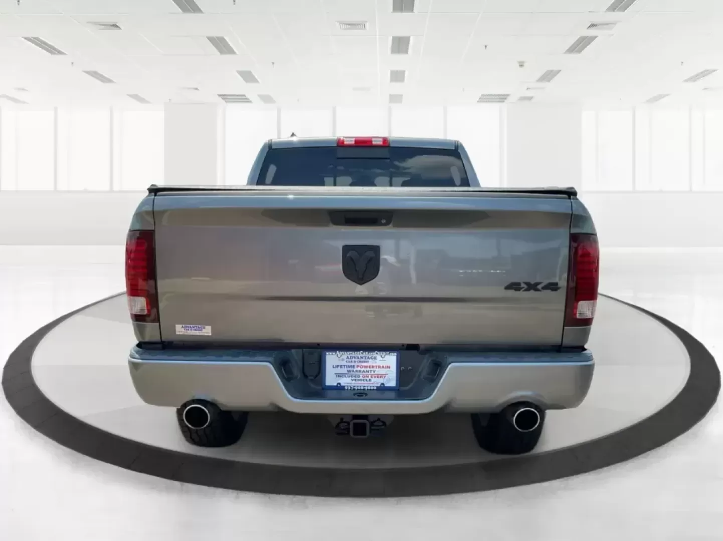 2013 Ram 1500 Sport (1C6RR7MT6DS) with an HEMI 5.7L V-8 variable valve control engine, located at 1951 S Dayton Lakeview Rd., New Carlisle, OH, 45344, (937) 908-9800, 39.890999, -84.050255 - **Unleash Your Adventurous Spirit with the 2013 Ram 1500 Sport at Advantage Car and Credit!**<br /> <br /> Are you ready to elevate your lifestyle with a powerful truck that can handle your daily commute, weekend adventures, and family outings? Look no further than the 2013 Ram 1500 Sport, available - Photo#3