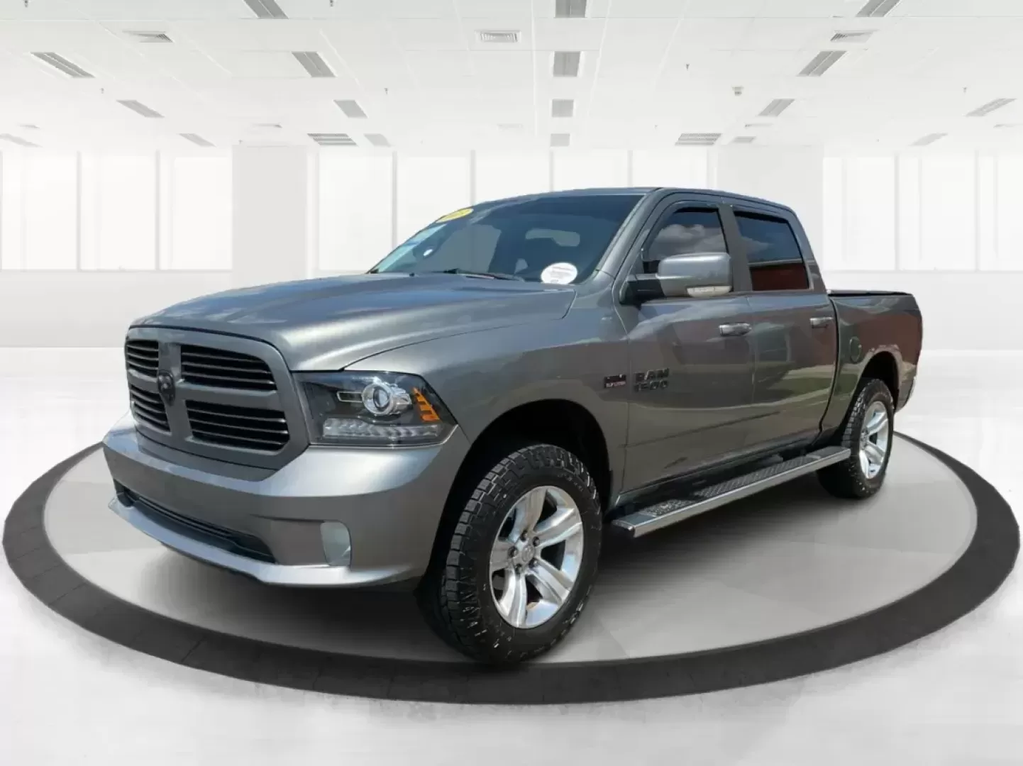 2013 Ram 1500 Sport (1C6RR7MT6DS) with an HEMI 5.7L V-8 variable valve control engine, located at 1951 S Dayton Lakeview Rd., New Carlisle, OH, 45344, (937) 908-9800, 39.890999, -84.050255 - **Unleash Your Adventurous Spirit with the 2013 Ram 1500 Sport at Advantage Car and Credit!**<br /> <br /> Are you ready to elevate your lifestyle with a powerful truck that can handle your daily commute, weekend adventures, and family outings? Look no further than the 2013 Ram 1500 Sport, available - Photo#6