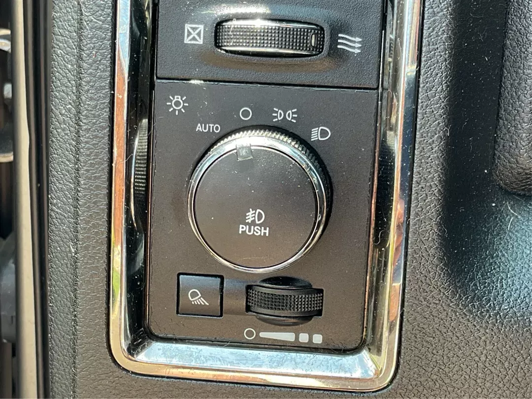 2013 Ram 1500 Sport (1C6RR7MT6DS) with an HEMI 5.7L V-8 variable valve control engine, located at 1951 S Dayton Lakeview Rd., New Carlisle, OH, 45344, (937) 908-9800, 39.890999, -84.050255 - Photo#14