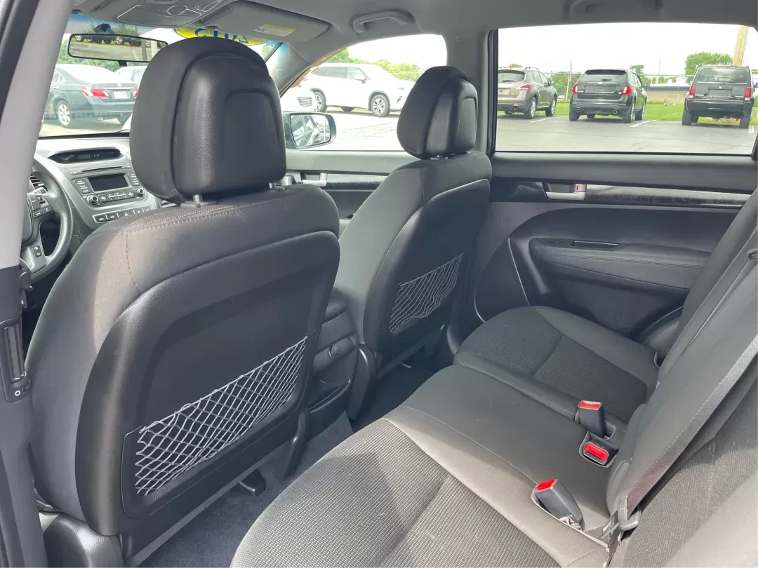 2015 Kia Sorento LX (5XYKT3A60FG) with an 2.4L I-4 gasoline direct injection engine, located at 880 E. National Road, Vandalia, OH, 45377, (937) 908-9800, 39.891918, -84.183594 - **Discover the 2015 Kia Sorento LX: Your Family Adventure Awaits!**<br /> <br /> Are you looking for the perfect vehicle to accommodate your growing family while ensuring comfort and safety? Look no further than the 2015 Kia Sorento LX! This versatile SUV offers the ideal blend of space, functionali - Photo#9