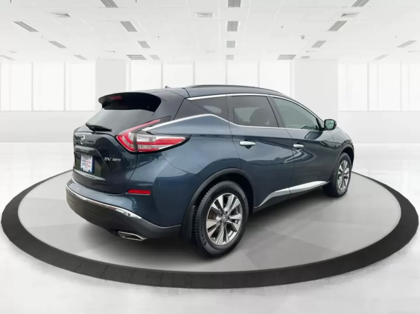 2015 Nissan Murano S | SV | SL | Platinum (5N1AZ2MH9FN) with an 3.5L V-6 DOHC engine, located at 1230 East Main St, Xenia, OH, 45385, (937) 908-9800, 39.688026, -83.910172 - Photo#2