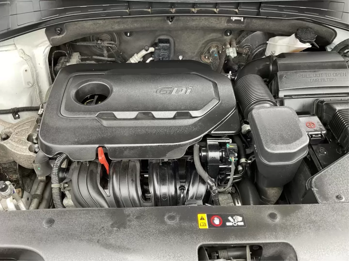 2020 Kia Sorento 2.4L LX (5XYPGDA38LG) with an 2.4L I-4 gasoline direct injection engine, located at 4508 South Dixie Dr, Moraine, OH, 45439, (937) 908-9800, 39.689976, -84.218452 - **Discover Your Next Adventure with the 2020 Kia Sorento at Advantage Car and Credit!**<br /> <br /> Are you ready to elevate your family outings or embark on thrilling weekend adventures? Look no further than this stunning 2020 Kia Sorento, now available at **Advantage Car and Credit** in Fairborn, - Photo#9