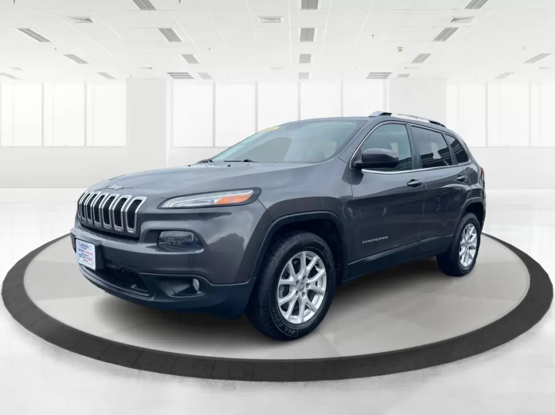 2014 Jeep Cherokee Latitude (1C4PJMCS3EW) with an Other engine, located at 1230 East Main St, Xenia, OH, 45385, (937) 908-9800, 39.688026, -83.910172 - Photo#7
