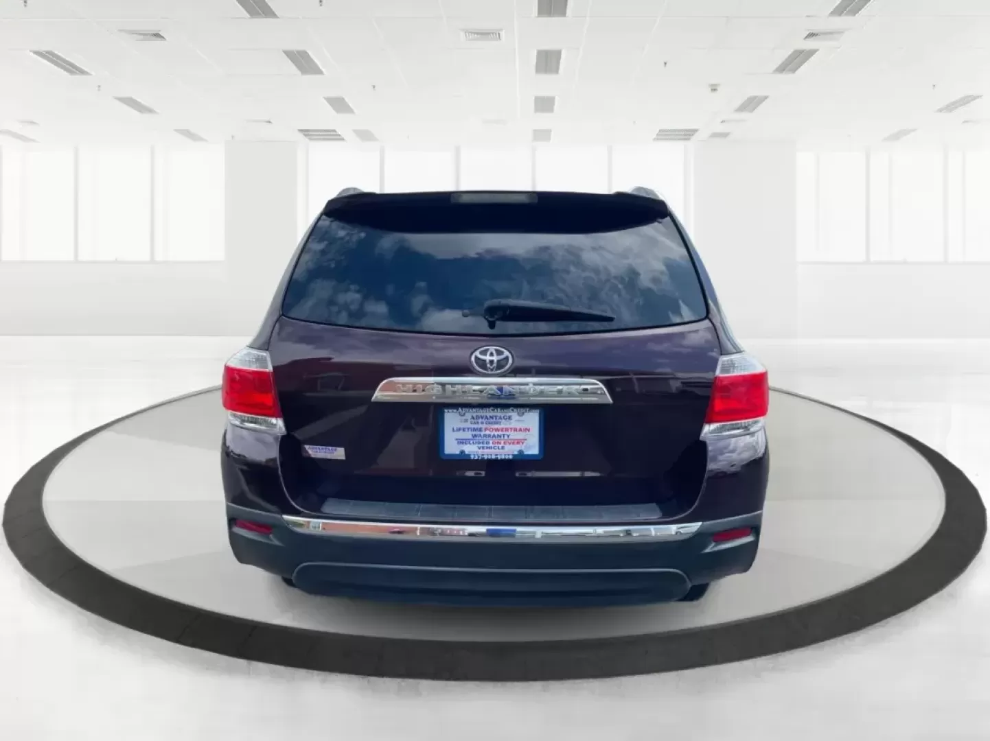 2013 Toyota Highlander SE V6 (5TDZK3EH9DS) with an 3.5L V-6 DOHC engine, located at 4508 South Dixie Dr, Moraine, OH, 45439, (937) 908-9800, 39.689976, -84.218452 - Photo#3