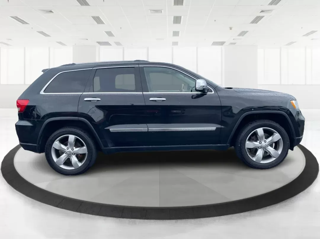 2011 Jeep Grand Cherokee Overland (1J4RR6GT7BC) with an Other engine, located at 8750 N County Rd 25A, Piqua, OH, 45356, (937) 908-9800, 40.164391, -84.232513 - **Ready for Adventure: 2011 Jeep Grand Cherokee Overland in Fairborn, OH**<br /> <br /> Are you searching for the perfect vehicle that seamlessly fits into your active lifestyle? Look no further than this stunning 2011 Jeep Grand Cherokee Overland, which is not just a car; it's your gateway to adven - Photo#1