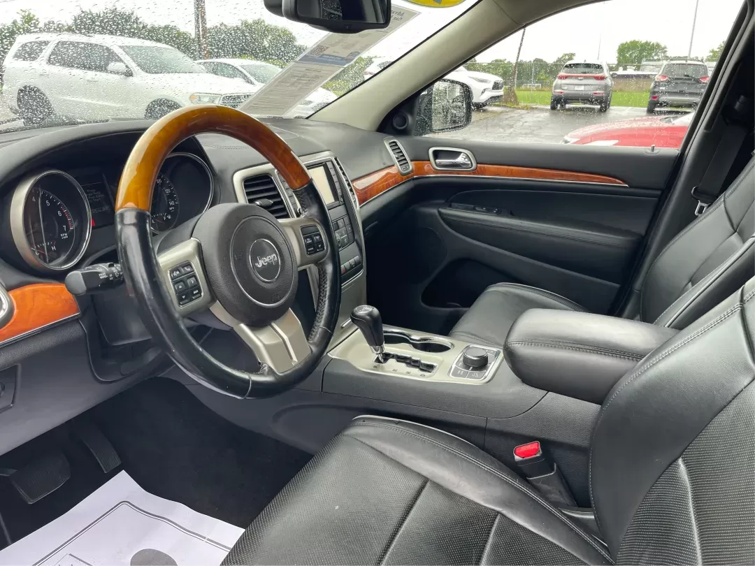 2011 Jeep Grand Cherokee Overland (1J4RR6GT7BC) with an Other engine, located at 8750 N County Rd 25A, Piqua, OH, 45356, (937) 908-9800, 40.164391, -84.232513 - **Ready for Adventure: 2011 Jeep Grand Cherokee Overland in Fairborn, OH**<br /> <br /> Are you searching for the perfect vehicle that seamlessly fits into your active lifestyle? Look no further than this stunning 2011 Jeep Grand Cherokee Overland, which is not just a car; it's your gateway to adven - Photo#8