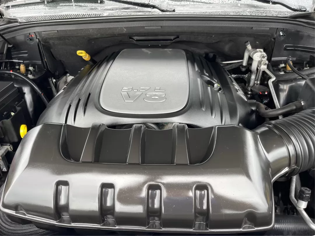 2011 Jeep Grand Cherokee Overland (1J4RR6GT7BC) with an Other engine, located at 8750 N County Rd 25A, Piqua, OH, 45356, (937) 908-9800, 40.164391, -84.232513 - **Ready for Adventure: 2011 Jeep Grand Cherokee Overland in Fairborn, OH**<br /> <br /> Are you searching for the perfect vehicle that seamlessly fits into your active lifestyle? Look no further than this stunning 2011 Jeep Grand Cherokee Overland, which is not just a car; it's your gateway to adven - Photo#10