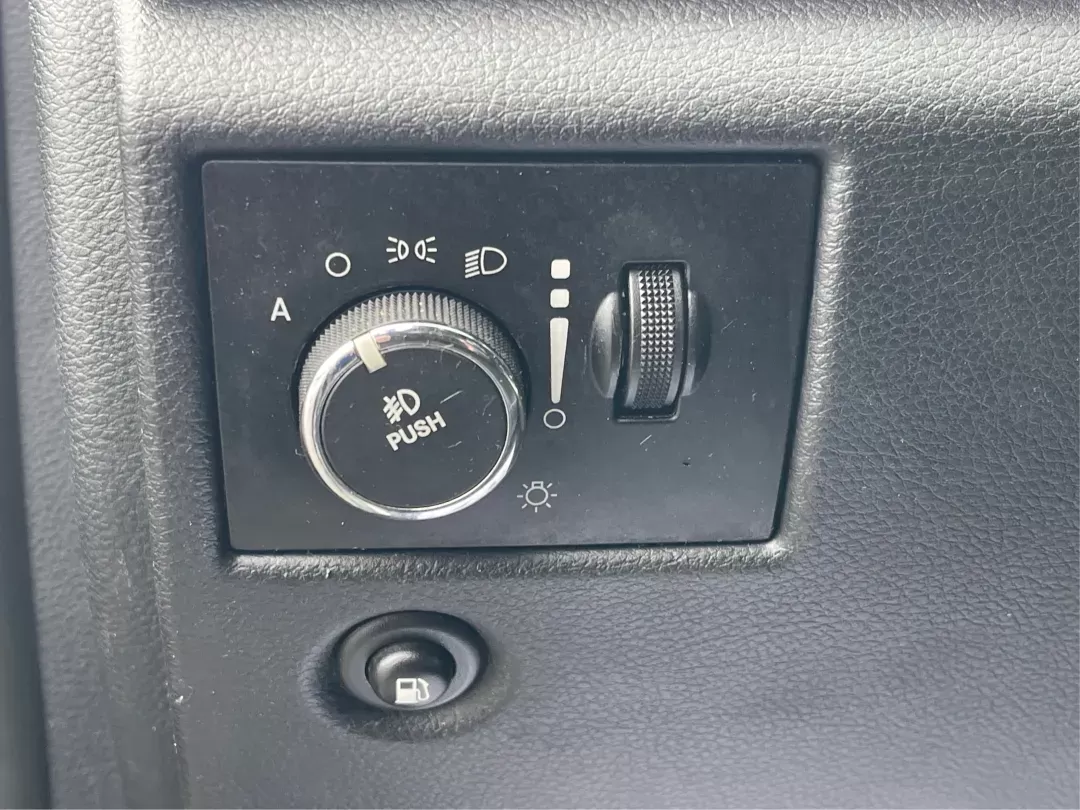 2011 Jeep Grand Cherokee Overland (1J4RR6GT7BC) with an Other engine, located at 8750 N County Rd 25A, Piqua, OH, 45356, (937) 908-9800, 40.164391, -84.232513 - **Ready for Adventure: 2011 Jeep Grand Cherokee Overland in Fairborn, OH**<br /> <br /> Are you searching for the perfect vehicle that seamlessly fits into your active lifestyle? Look no further than this stunning 2011 Jeep Grand Cherokee Overland, which is not just a car; it's your gateway to adven - Photo#16