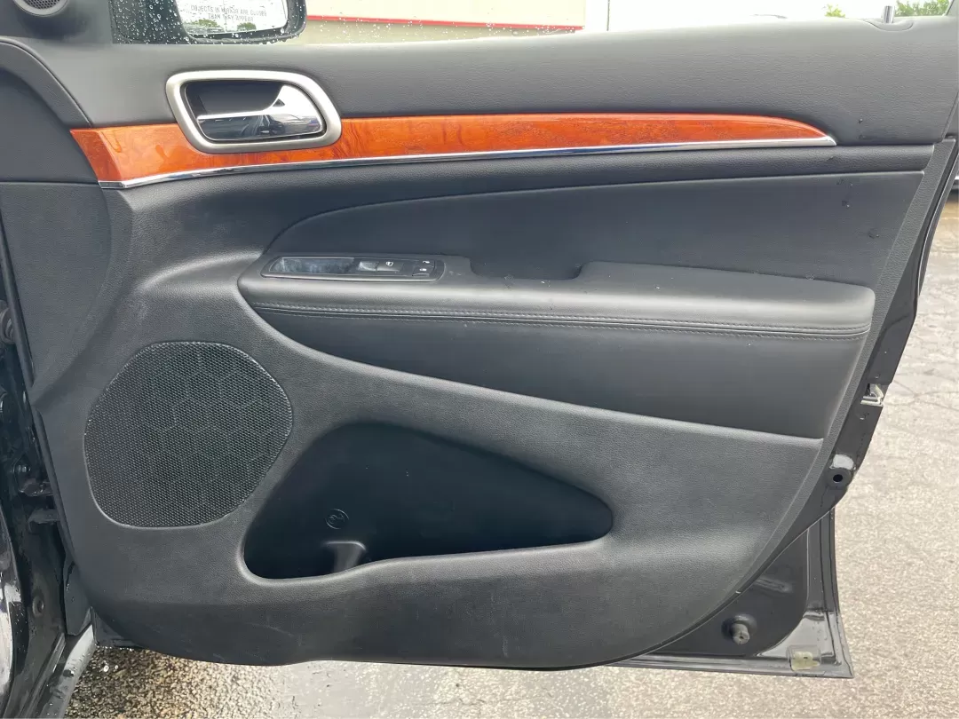 2011 Jeep Grand Cherokee Overland (1J4RR6GT7BC) with an Other engine, located at 8750 N County Rd 25A, Piqua, OH, 45356, (937) 908-9800, 40.164391, -84.232513 - **Ready for Adventure: 2011 Jeep Grand Cherokee Overland in Fairborn, OH**<br /> <br /> Are you searching for the perfect vehicle that seamlessly fits into your active lifestyle? Look no further than this stunning 2011 Jeep Grand Cherokee Overland, which is not just a car; it's your gateway to adven - Photo#19