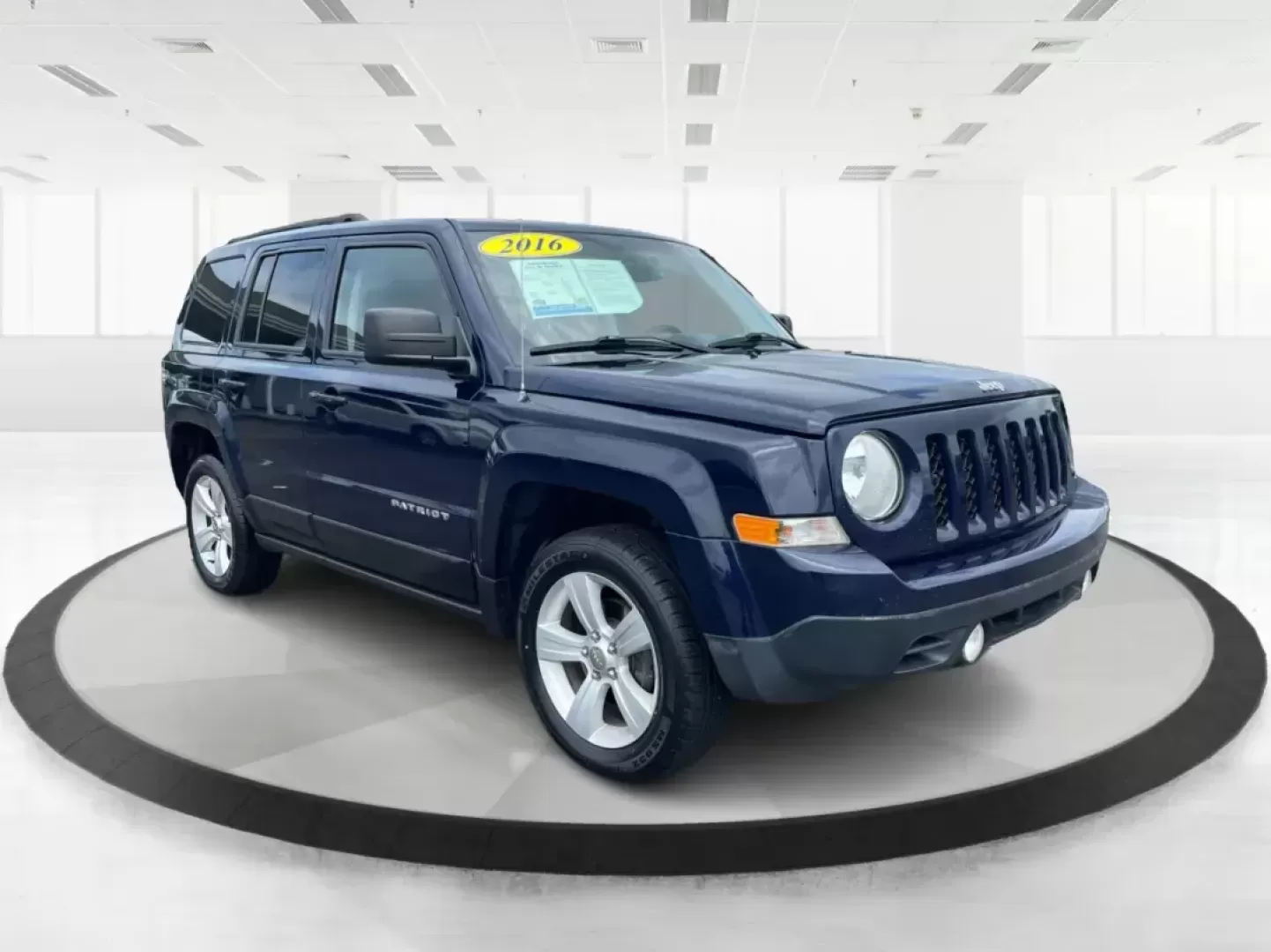 2016 Jeep Patriot Latitude (1C4NJRFBXGD) with an 2.4L I-4 DOHC engine, located at 1184 Kauffman Ave, Fairborn, OH, 45324, (937) 908-9800, 39.807072, -84.030914 - Photo#0