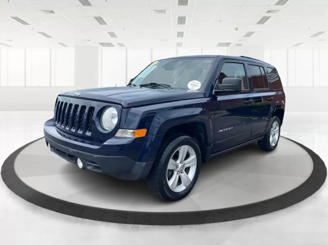 2016 Jeep Patriot Latitude (1C4NJRFBXGD) with an 2.4L I-4 DOHC engine, located at 1184 Kauffman Ave, Fairborn, OH, 45324, (937) 908-9800, 39.807072, -84.030914 - **Explore the Open Road with Confidence: 2016 Jeep Patriot Latitude at Advantage Car and Credit**<br /> <br /> Are you ready to embrace your adventurous spirit? The 2016 Jeep Patriot Latitude is not just a vehicle; it's your gateway to unforgettable road trips, weekend getaways, and everyday journey - Photo#6